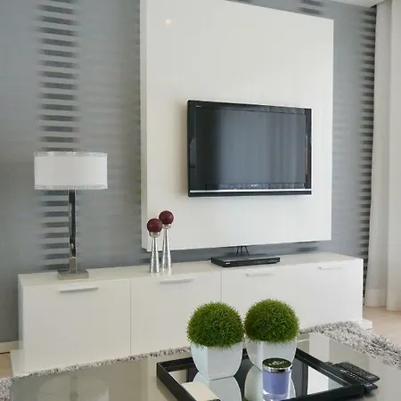 Rooftop Sea View With Private Swimming Pool דירה נאזרה